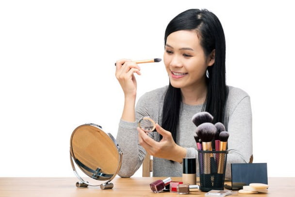 Kebiasaan Buruk yang Dapat Merusak Kulit Kebiasaan Buruk yang Dapat Merusak Kulit